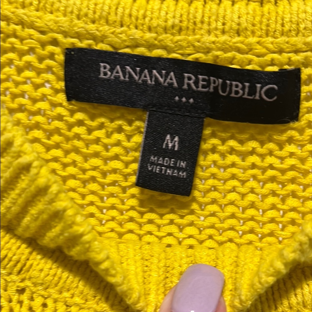 BR Yellow Crew Neck Sweater w/loose shaker stitch - Picture 2 of 3